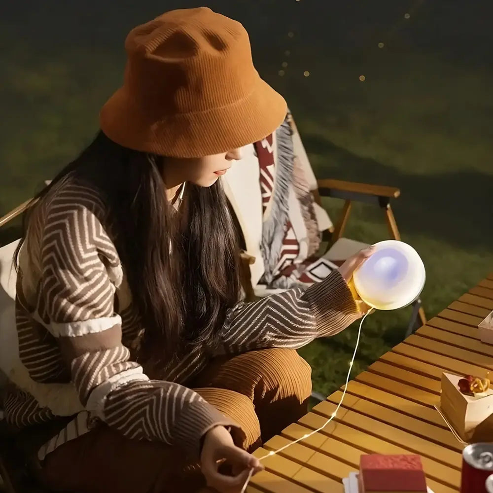 RETRACTABLE STRING LIGHT